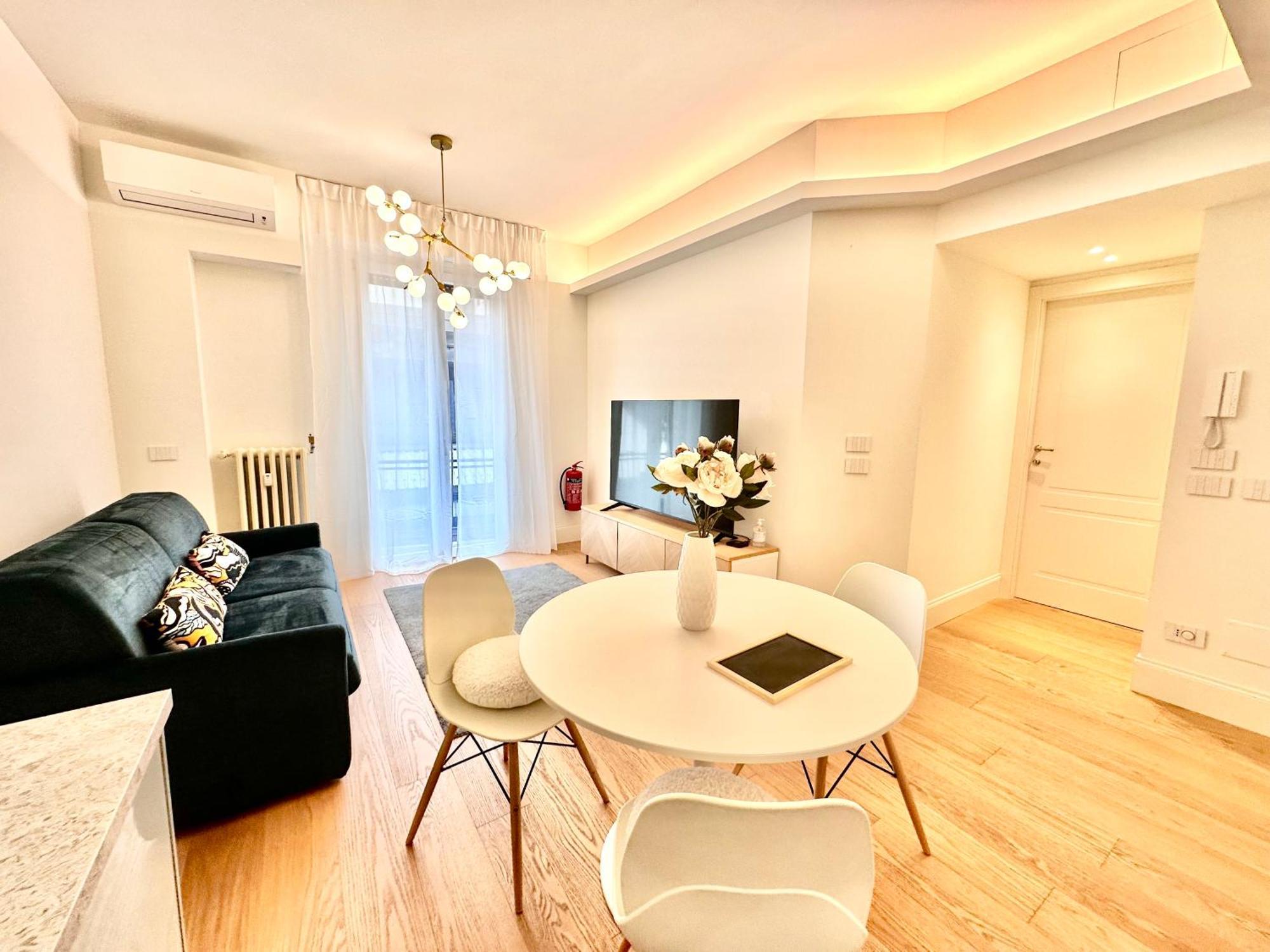 Appartement Casa Angelo In Porta Venezia, Duomo à Milan Extérieur photo